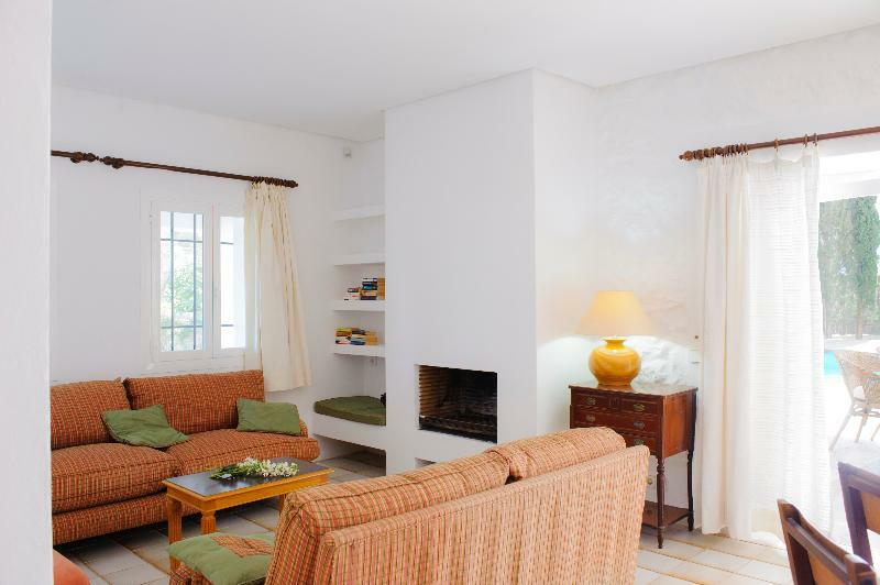 Pineda Villa *